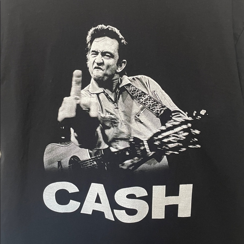 Johnnie Cash Black Tee Shirt. Good Condition. Size L. - Picture 2 of 4